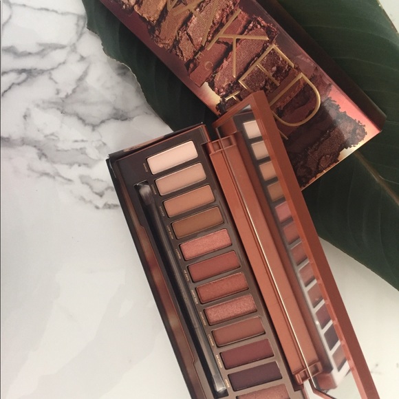✨ NAKED Urban Decay Heat Eyeshadow Brick ✨ - Picture 3 of 3